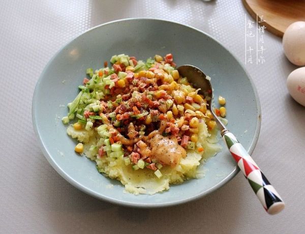 波点蛋卷土豆泥沙拉