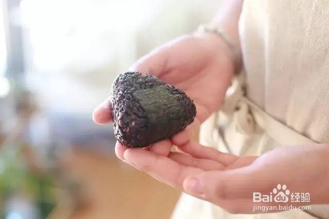 咯咯哒教您做美食——元气饭团蒸蛋