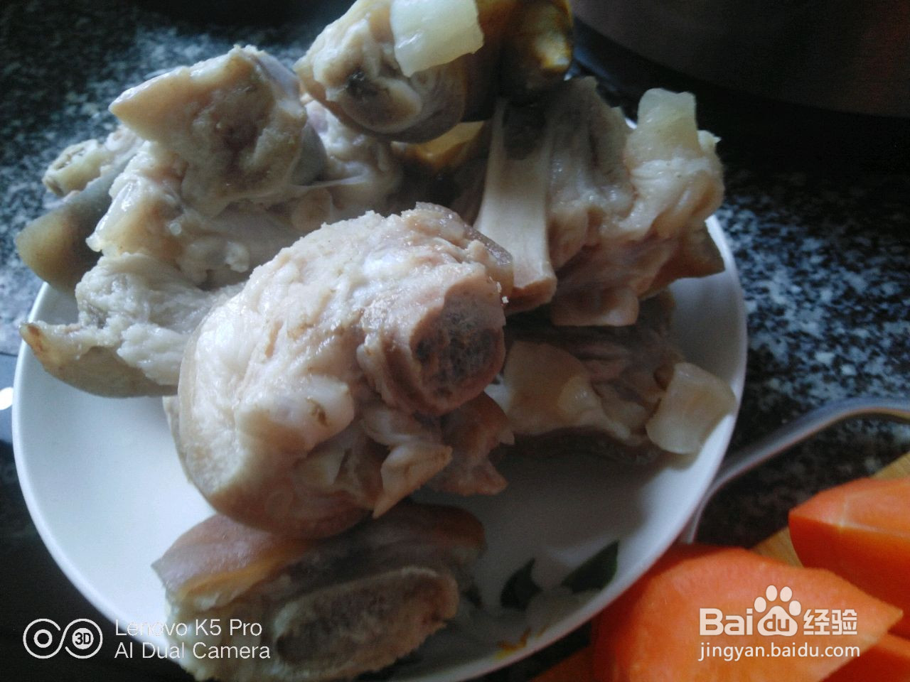 黄豆焖猪蹄的做法