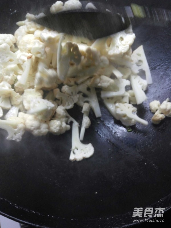 素炒花菜的做法