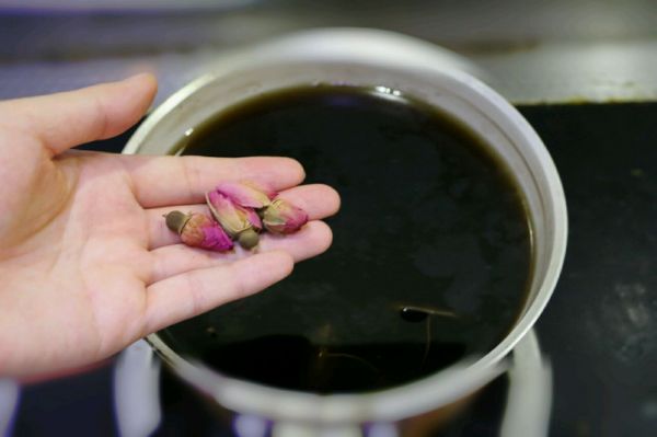玫瑰柠檬冰红茶