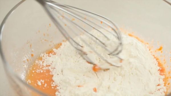 胡萝卜戚风蒸蛋糕