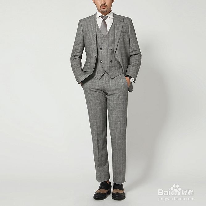 男士如何正确穿西装