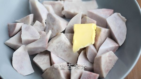芋泥肉松三明治