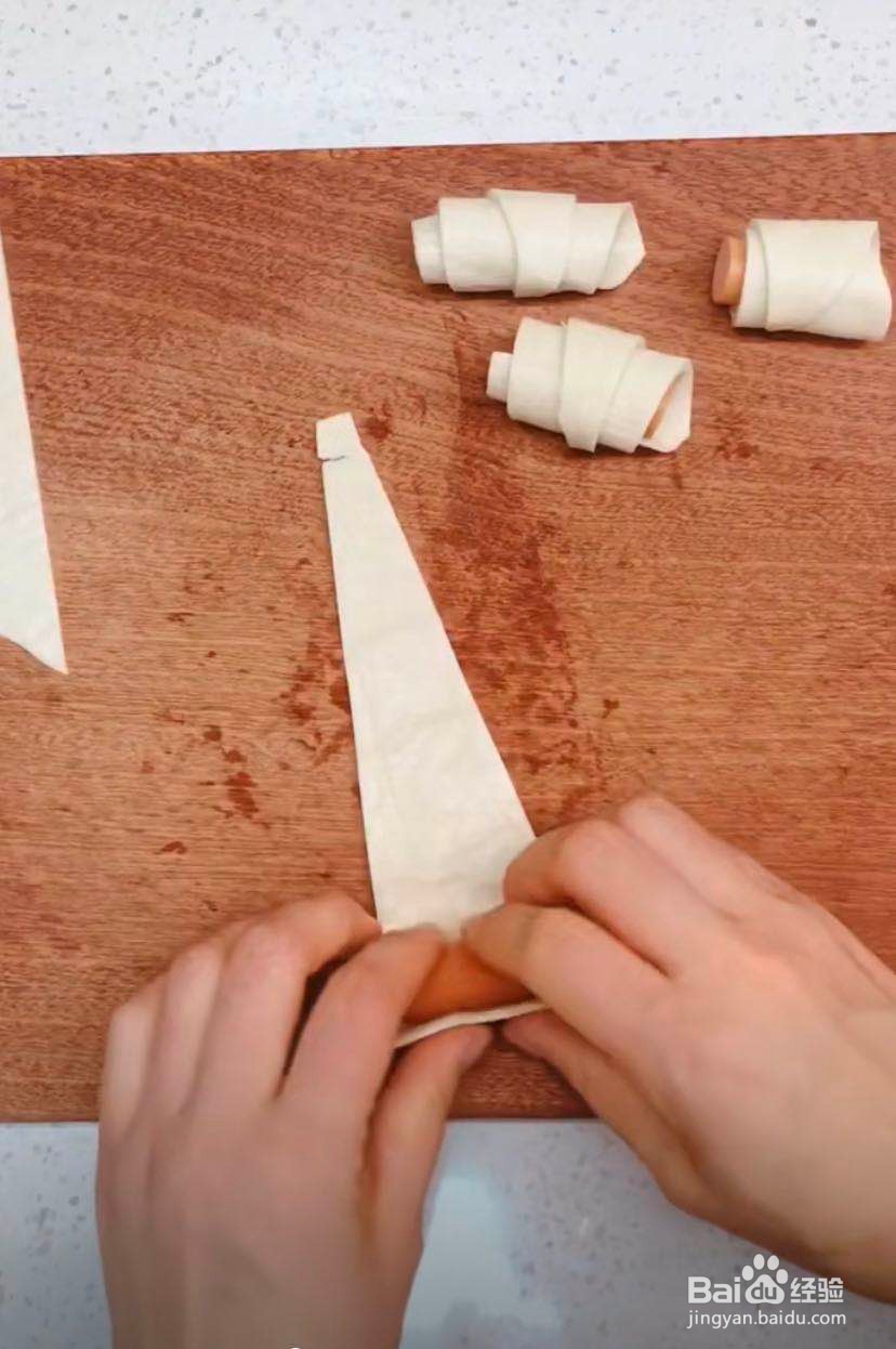 手抓饼花式做法——肠仔卷