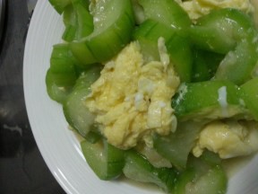 家常菜：丝瓜滑蛋