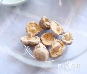 如何做黄焖鸡米饭