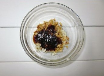 金银蒜果干蒸丝瓜
