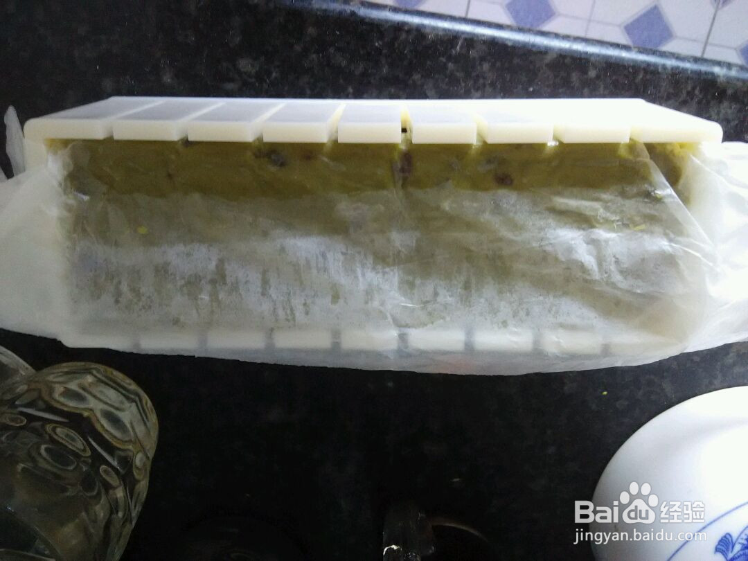 抹茶葡萄干饼干的做法