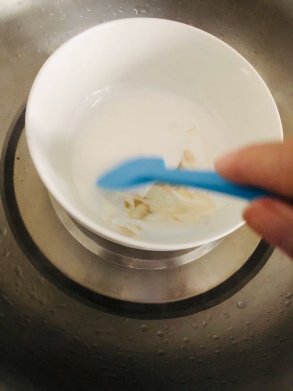 椰浆芒果慕斯蛋糕