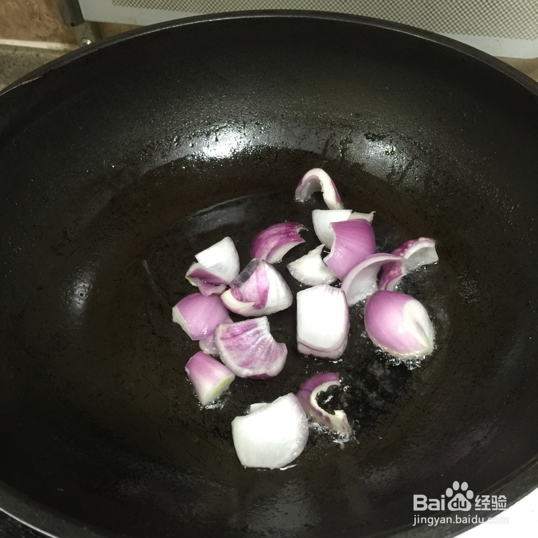 红咖喱牛腩的做法