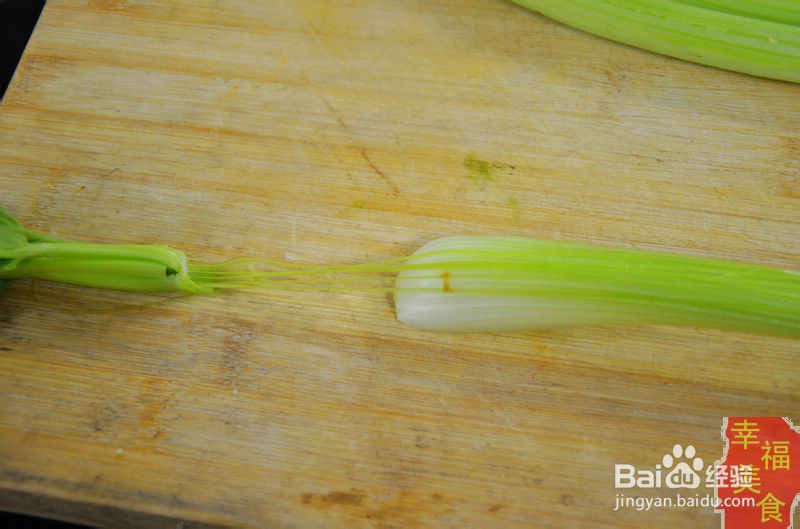 幸福美食：清新爽口的西芹百合