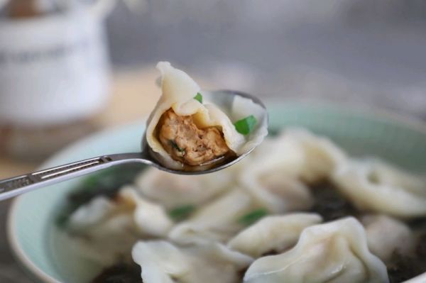 猪肉杏鲍菇馄饨