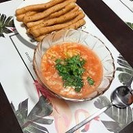 制作番茄疙瘩汤