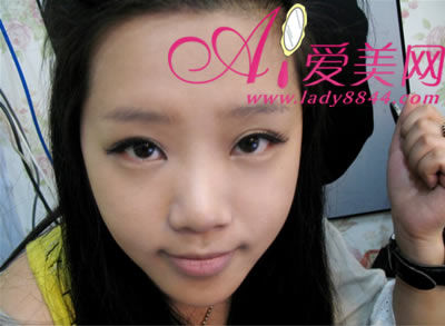 怎样教你让小眼睛化妆后变电眼