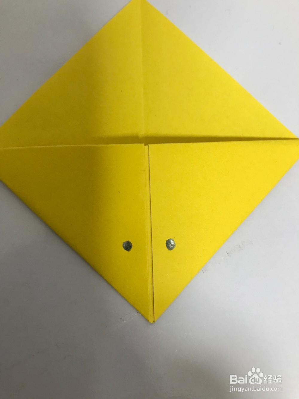 折一只可爱的小老鼠书签