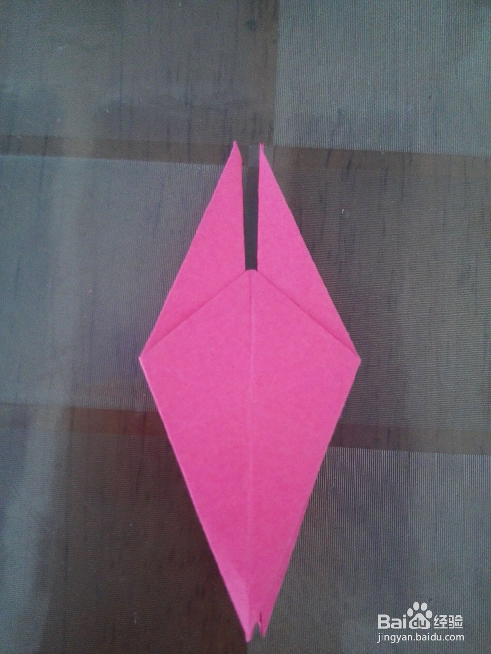 如何用手工纸折千纸鹤