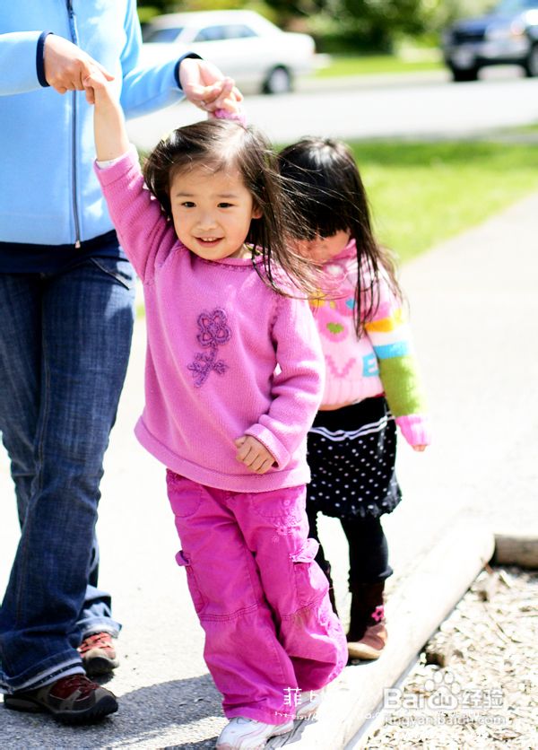 都是手机惹的祸（组图）