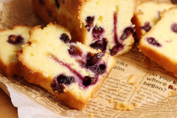 百香果蓝莓磅蛋糕