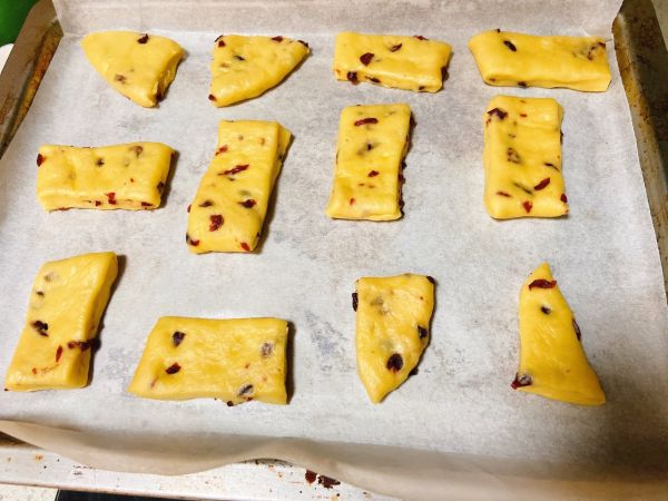 奶香蔓越莓小面包