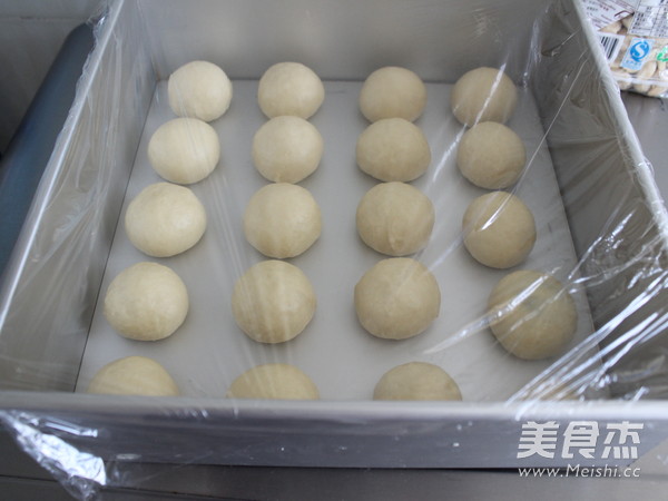 挤挤小面包的做法