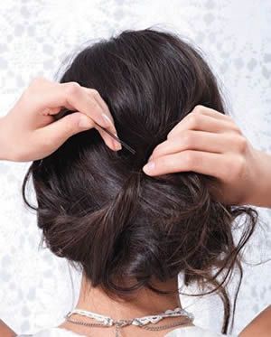 怎样搭配Mini帽子俏丽发型