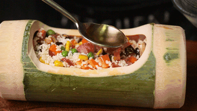 当地特色-竹筒饭-蒸出来的米饭口感才香