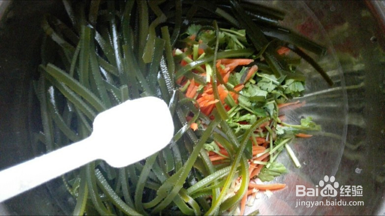 凉拌麻辣海带丝的制作方法