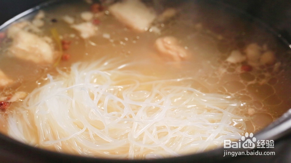 来碗热气腾腾粉丝羊排汤,没暖气也暖洋洋!