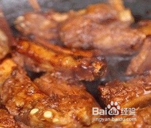色香味俱全的酱香排骨,制作简单居家必备之佳品