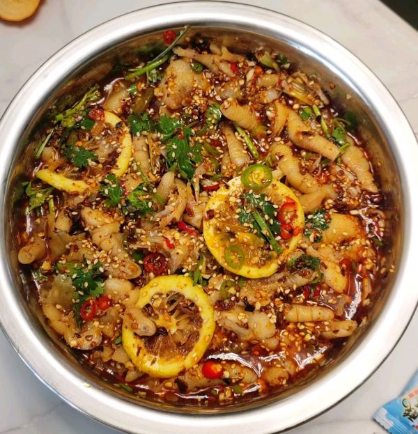 柠檬百香果泡椒凤爪