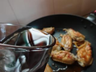 美味迷人的可乐鸡翅怎么煮？