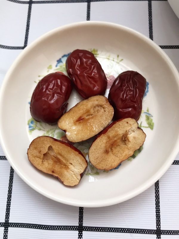 海底椰麦冬莲子排骨汤