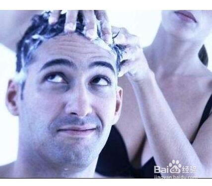 男士头发油腻怎么办？