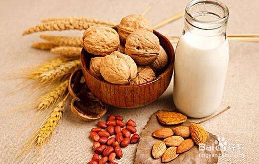 哪些方可以帮助降低类风湿因子？