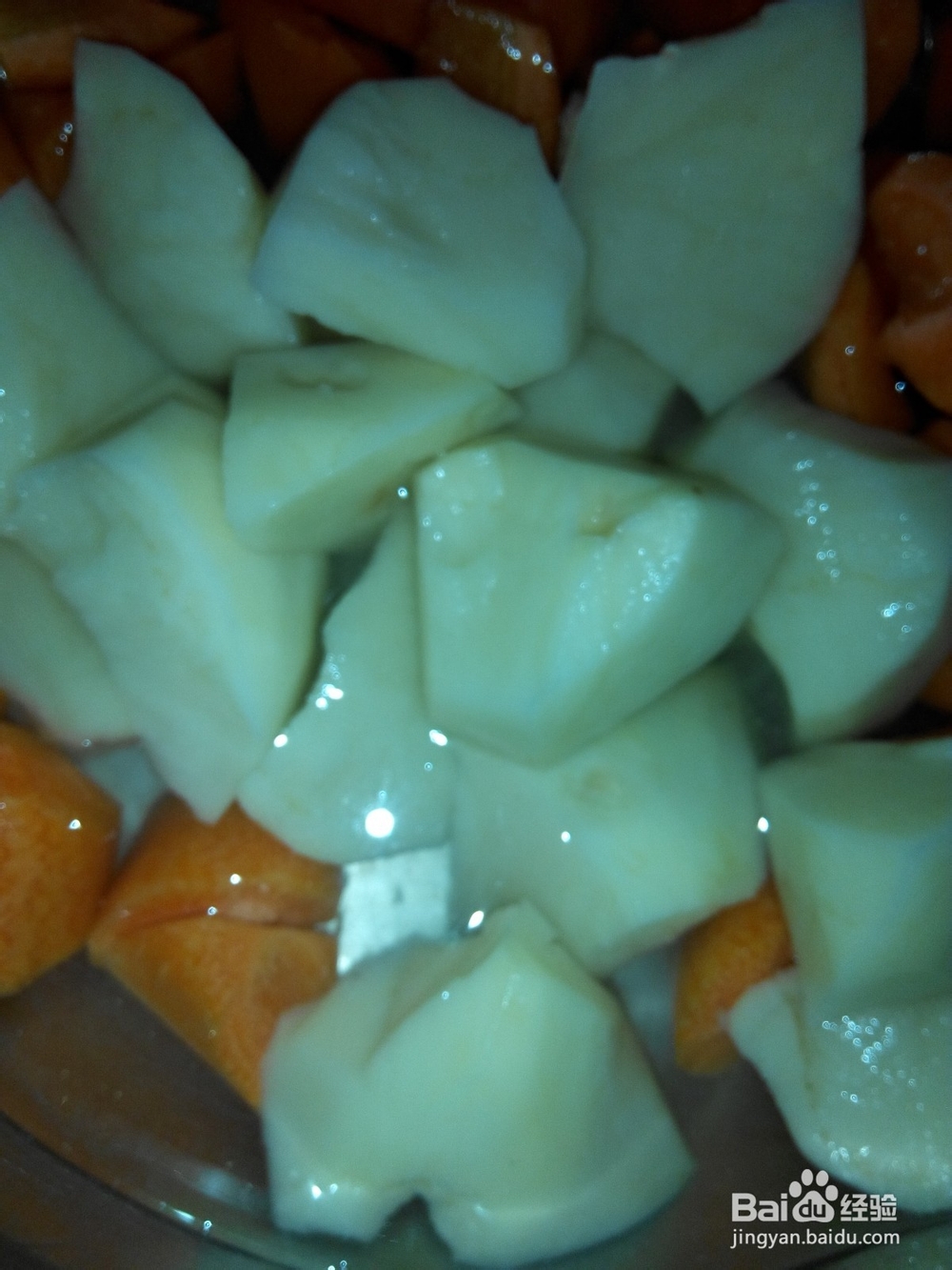 牛肉炖土豆胡萝卜