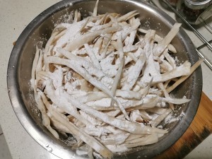 教你怎么做炸杏鲍菇