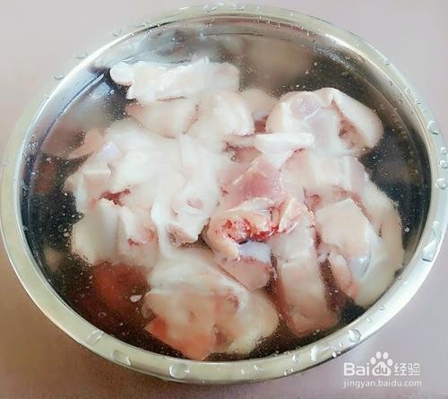 教你怎么做花生莲藕猪蹄汤