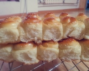 脆底蜂蜜小面包