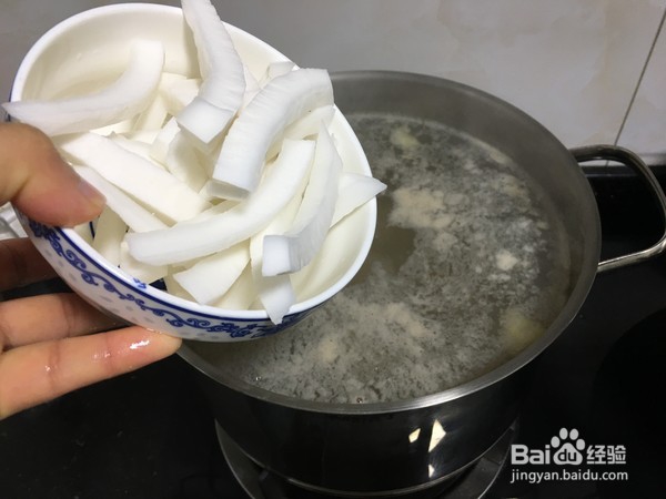 教你做虫草花椰子大骨汤