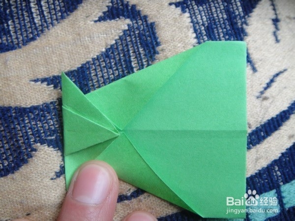儿童简易折纸--第三种飞机折法