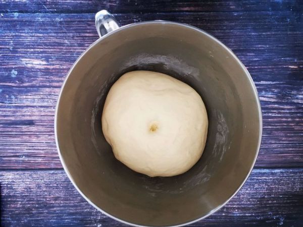 牛奶拉丝小面包