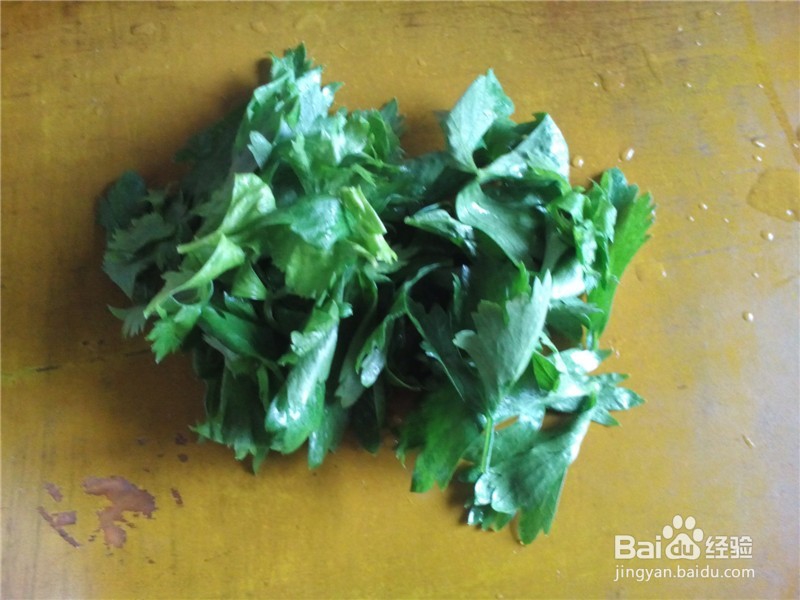 营养煲汤—芹菜叶土豆丝汤