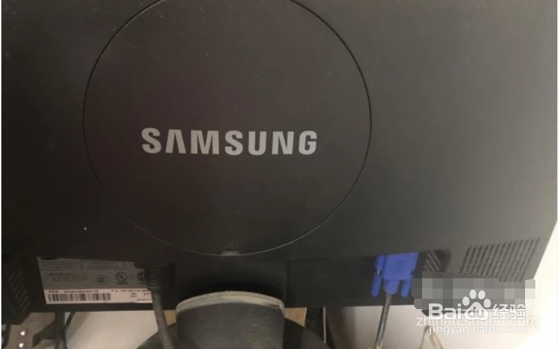 怎样让将显示器连接到笔记本上