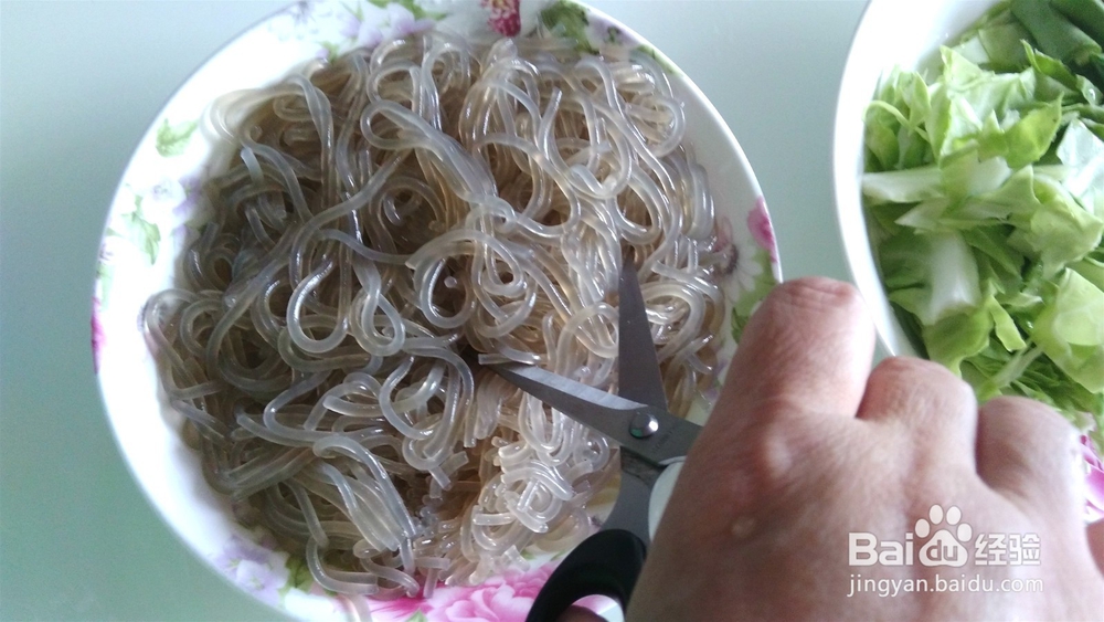 家中每样菜剩一点,就做个杂烩菜吧