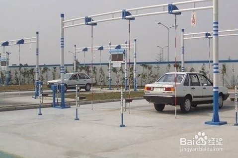 怎么过小车科目三