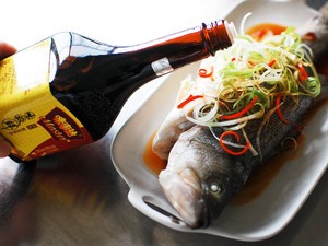 清蒸鲈鱼怎么做好吃？