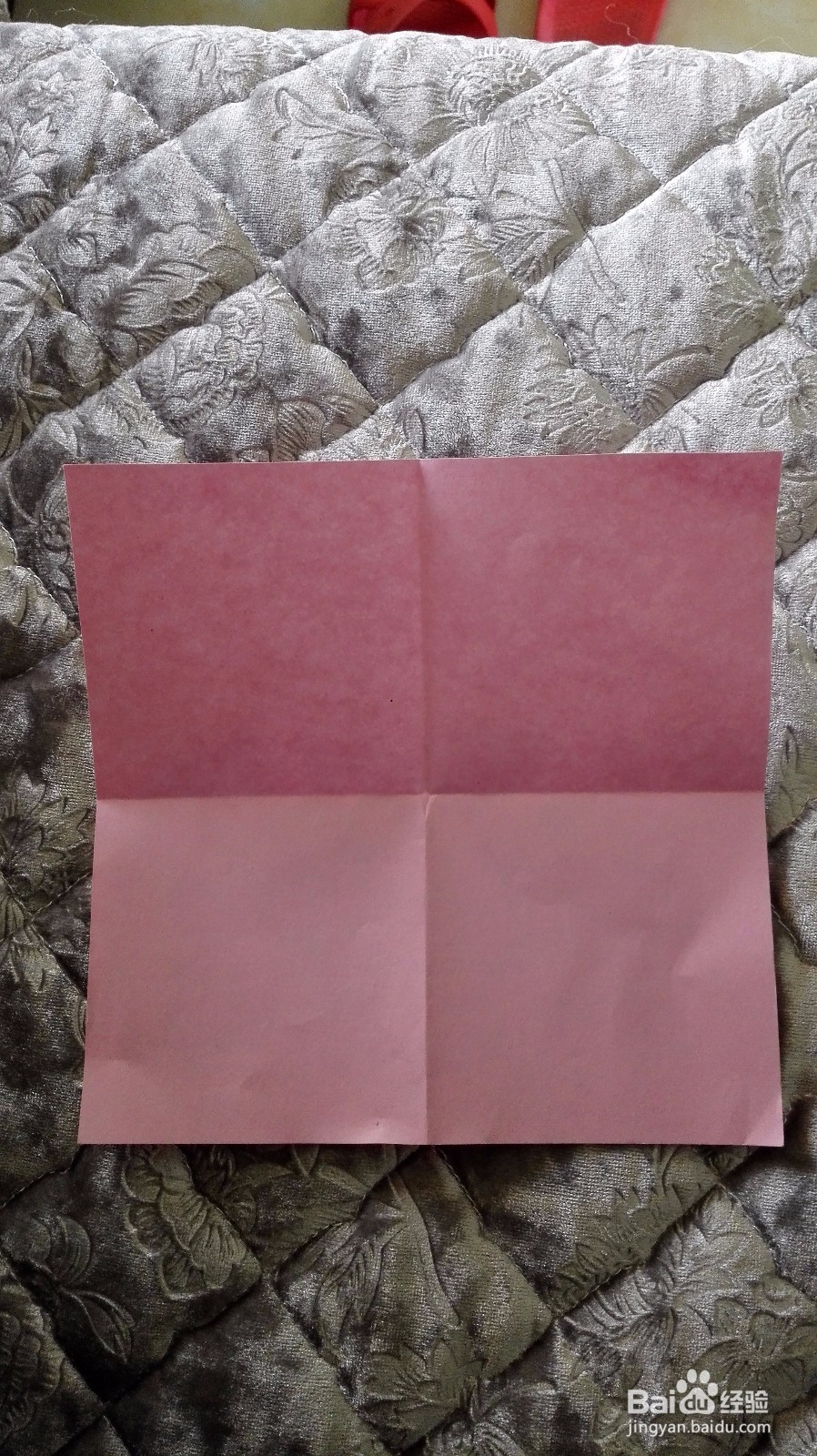 如何折出好看的百合花