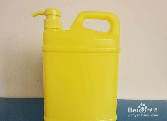 如何去除衣服上的辣椒油？