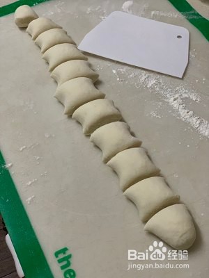 黄金芝士土豆球的做法。